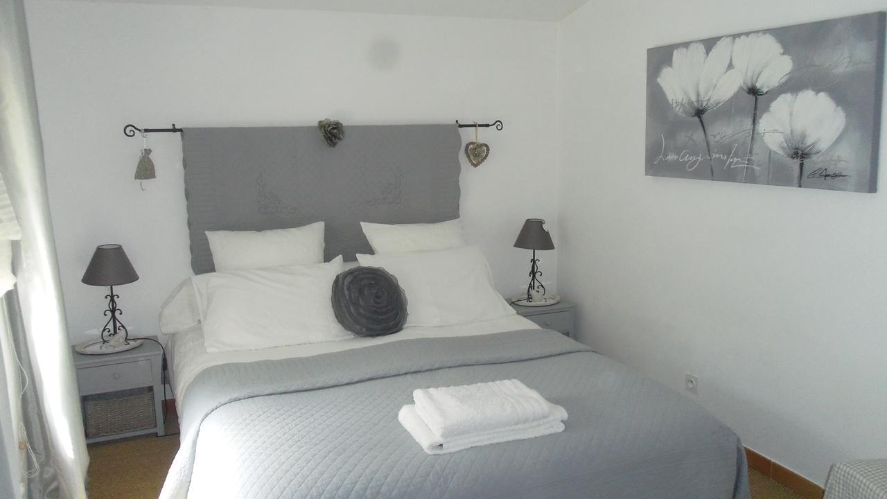 Mas De L'Air - Maison De Charme Bed & Breakfast Noves Eksteriør bilde