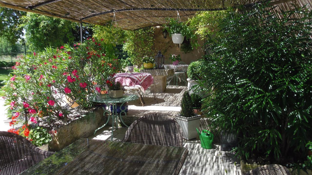 Mas De L'Air - Maison De Charme Bed & Breakfast Noves Eksteriør bilde